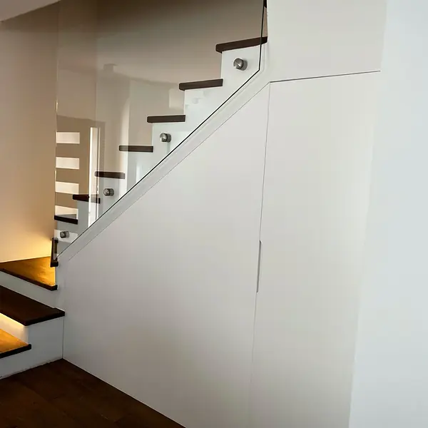 Zabudowa na wymiar w Poznaniu, realizacja Toda Meble