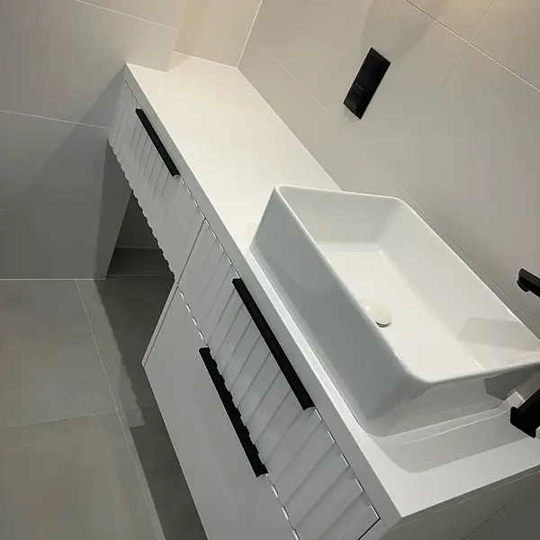 Meble łazienkowe na wymiar w Poznaniu, realizacja Toda Meble